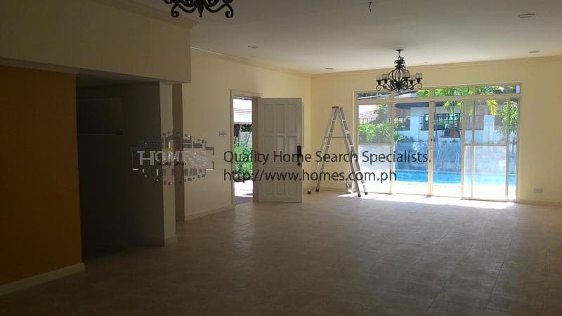 Renovated 2-storey - photo 4