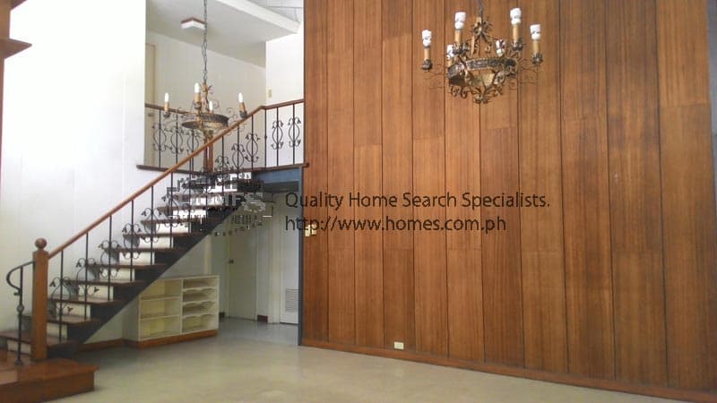 Bargain throwback 2-storey - photo 5