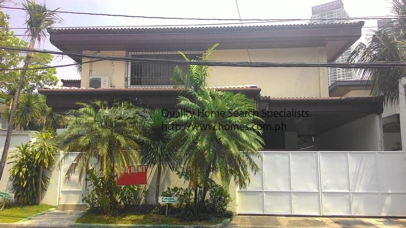 Nice-looking two storey - San Lorenzo, Makati - photo 1