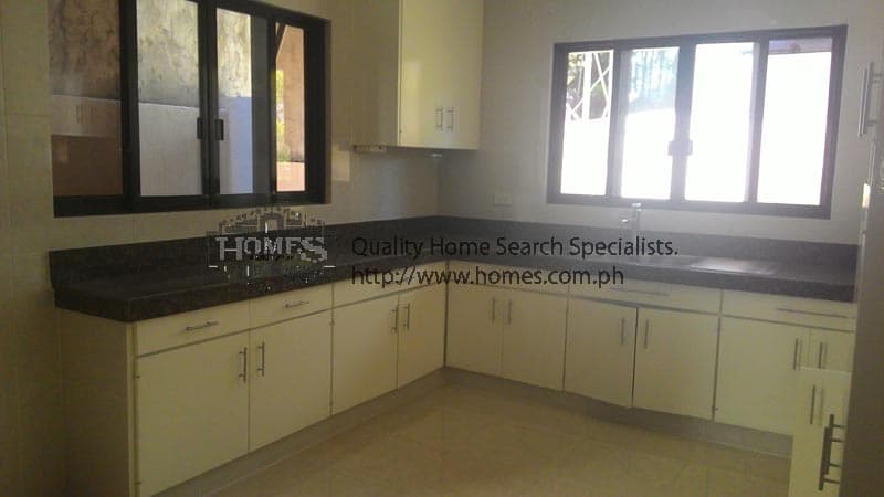 Affordable and cozy duplex unit - photo 4