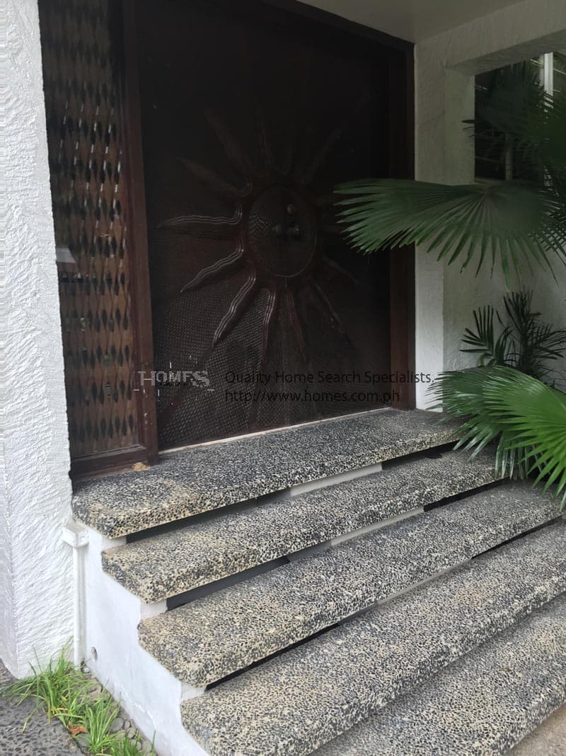 Cozy and private 2-storey - photo 2