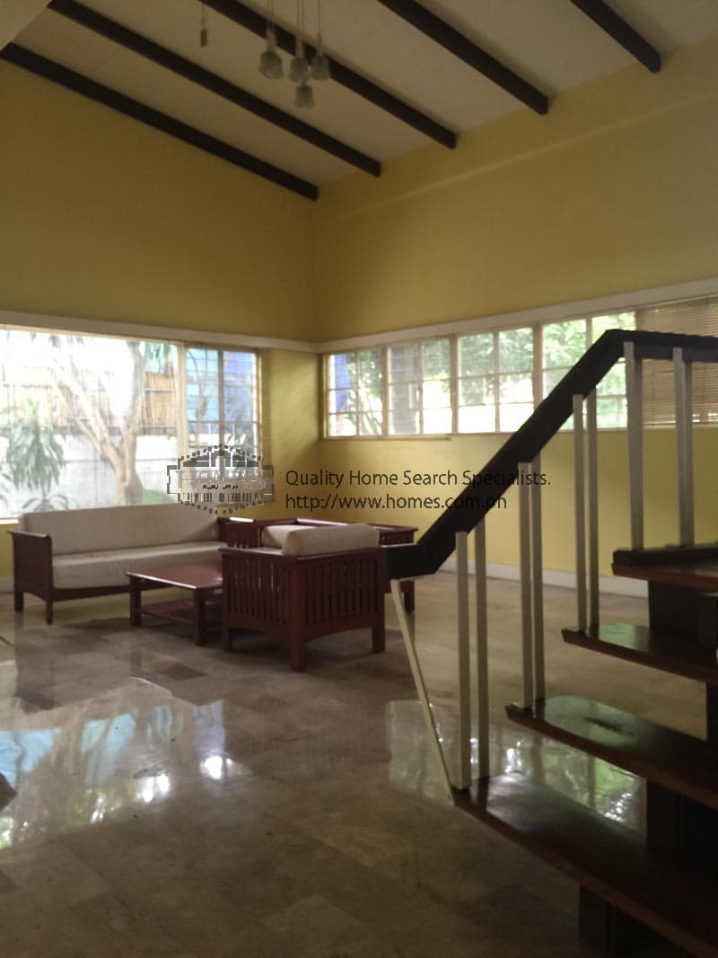 Cozy and private 2-storey - photo 4
