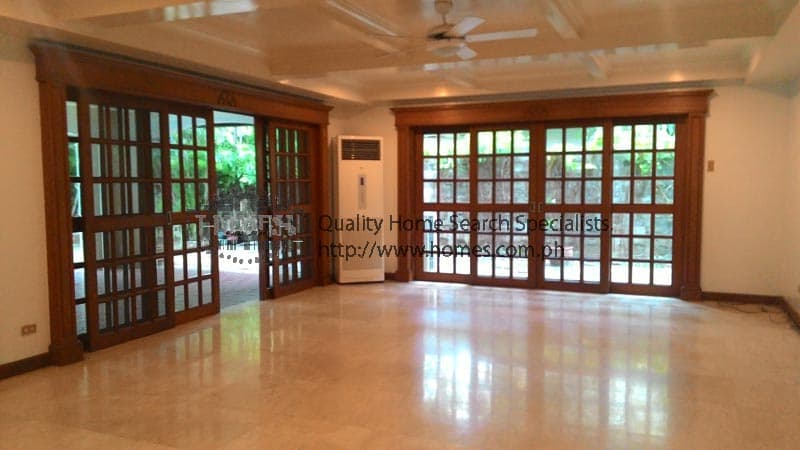 Warm and quaint 2-storey - photo 3