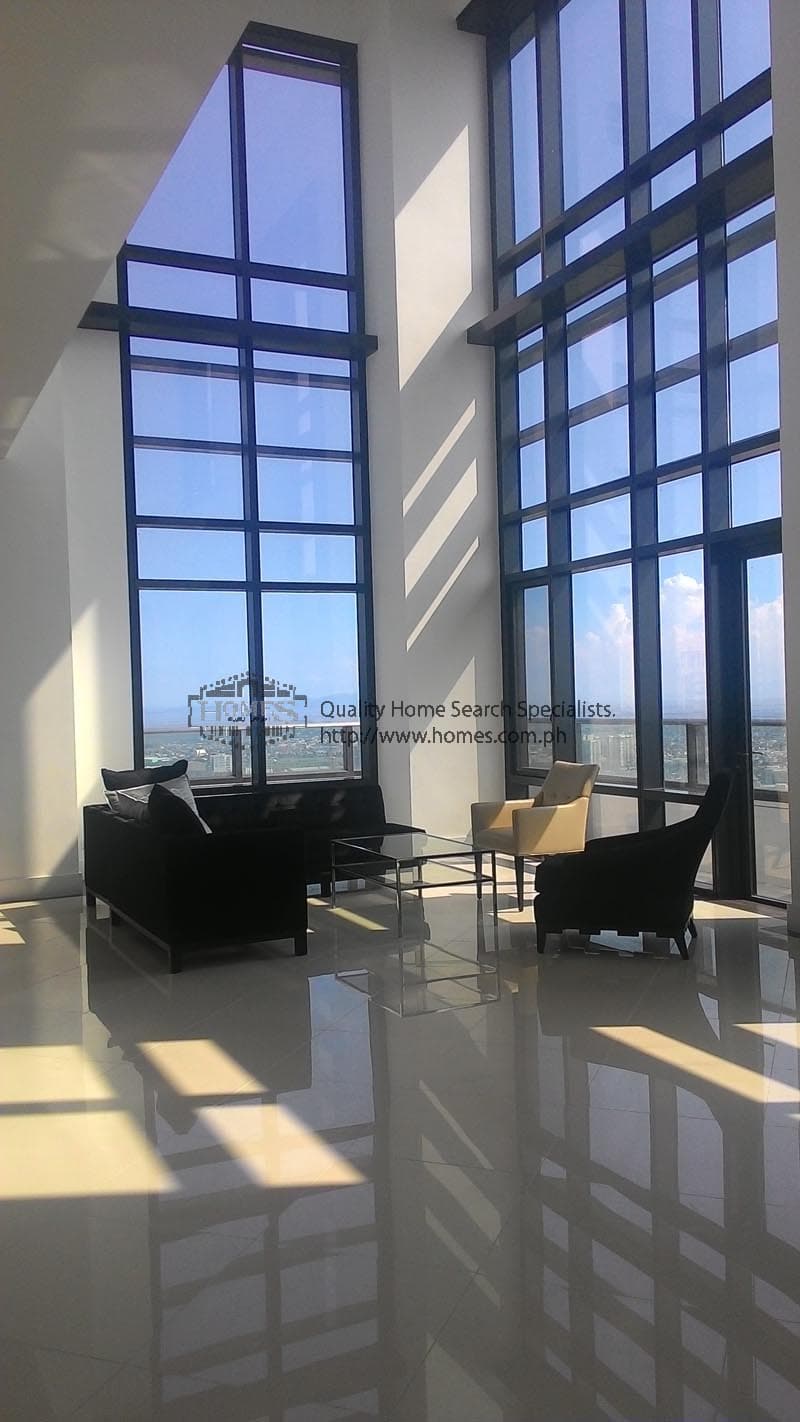 Fabulous Penthouse with skypad at Arya Residences - Bonifacio Global City, Taguig - photo 1