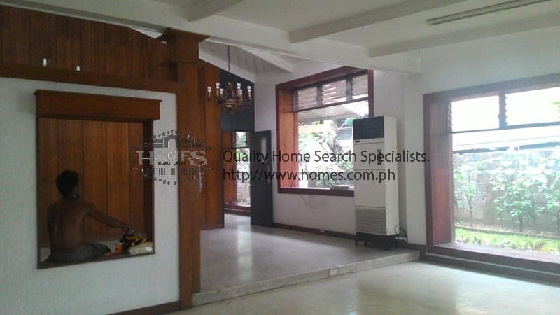 Simple throwback 2-storey - photo 4