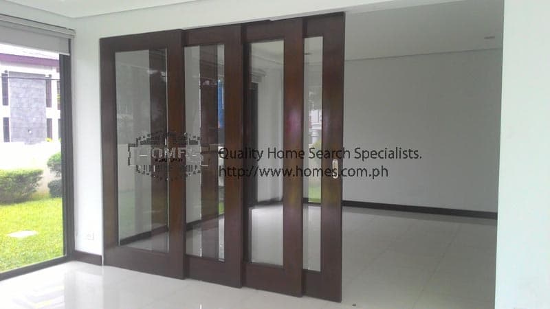Modern cream based 2-storey - photo 5