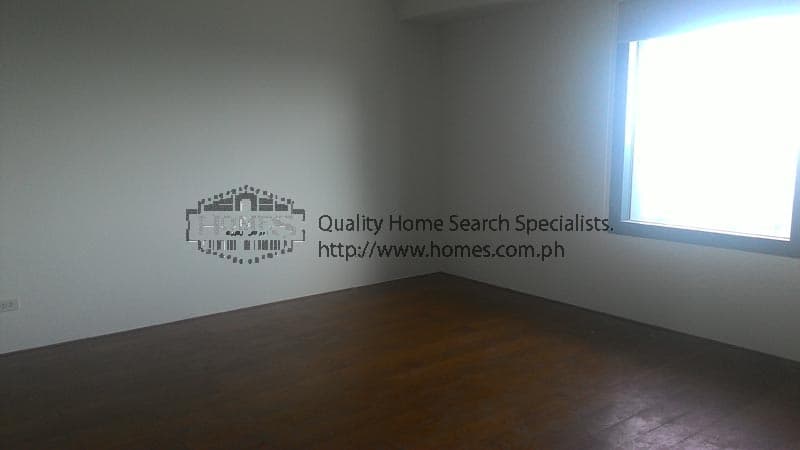 Semi-furnished  3 bedroom with balcony at the Arya Residences - photo 5