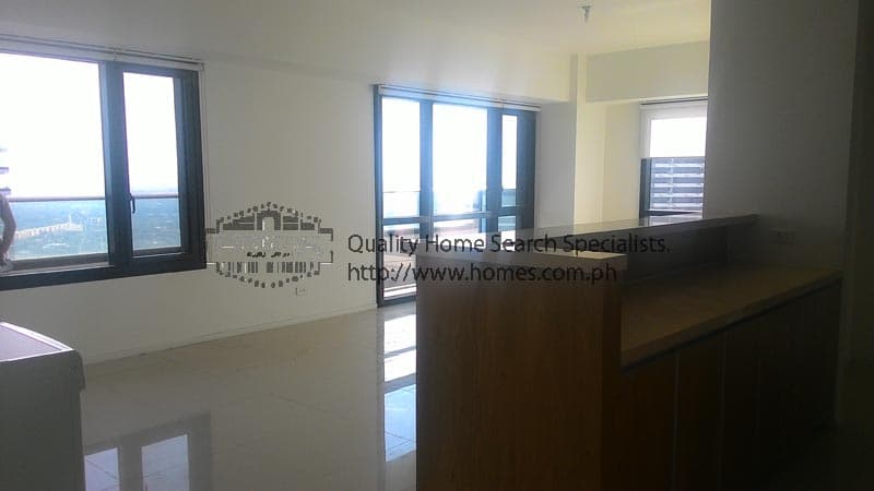 Semi-furnished  3 bedroom with balcony at the Arya Residences - photo 2