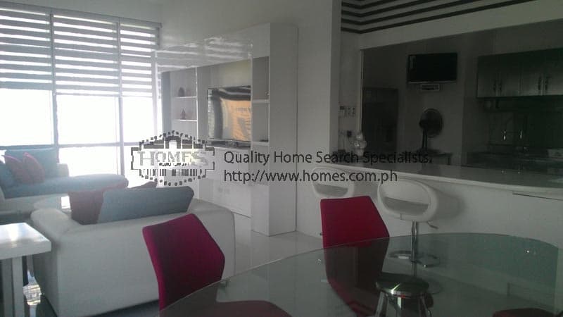 Fully furnished new 3-bedroom at Arya Residences - photo 2