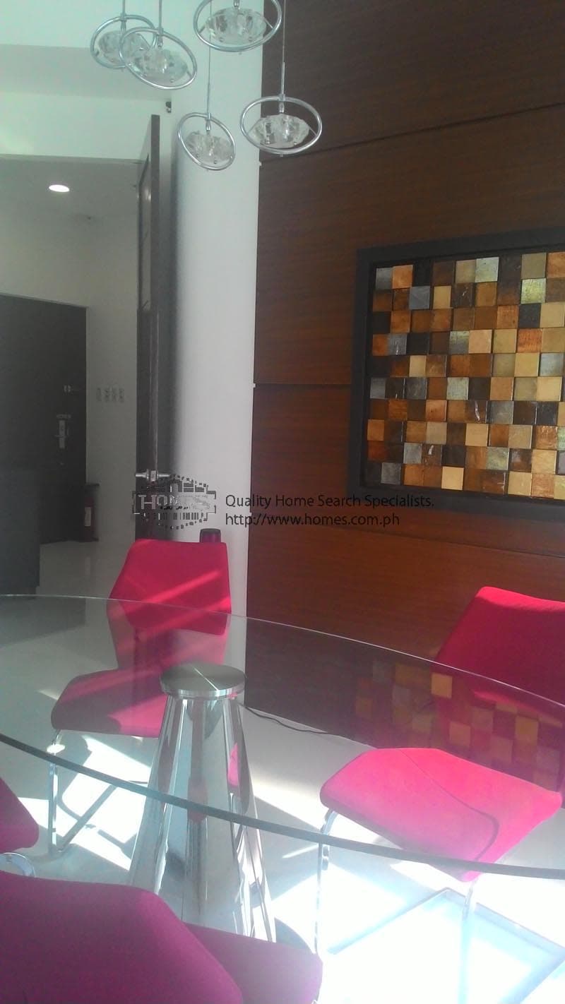 Fully furnished new 3-bedroom at Arya Residences - photo 3