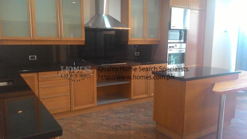 Bright Fully furnished 3-bedroom at Essensa Tower - photo 2
