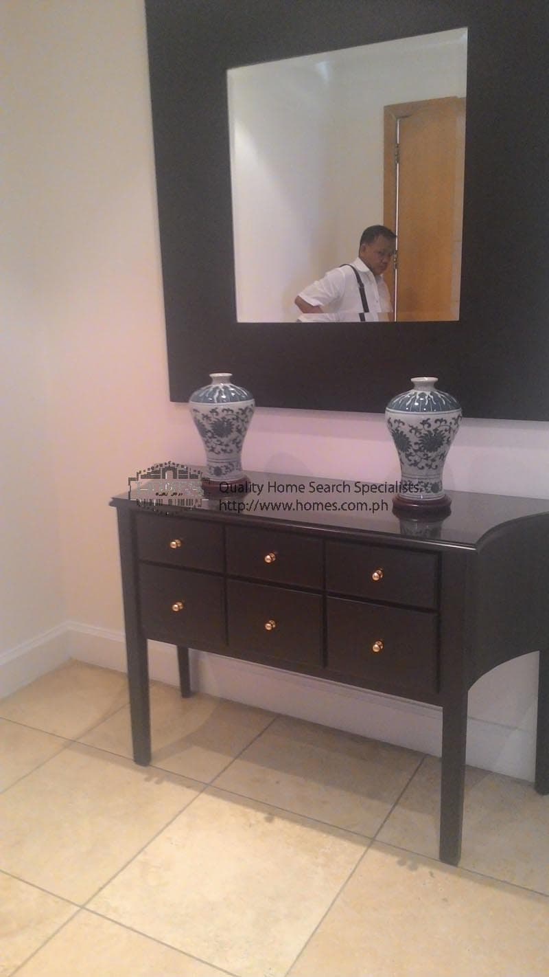 Nicely furnished 3-bedroom at Essensa Tower - photo 3