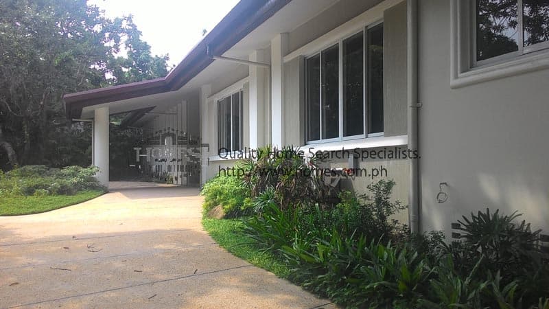 Country club style bungalow - photo 3