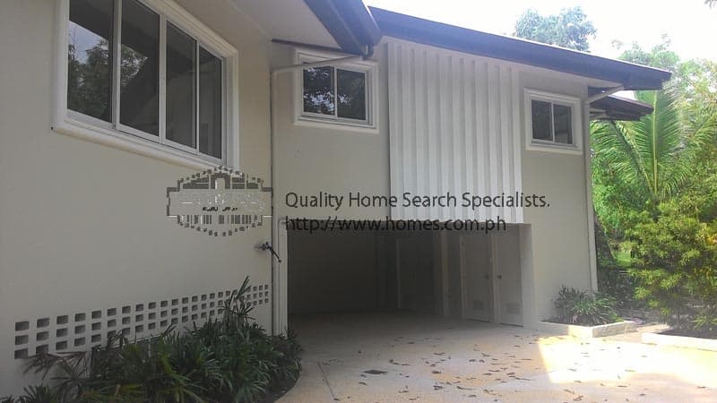 Country club style bungalow - photo 2