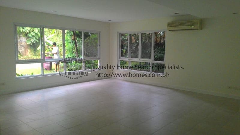 Neat and functional 2-storey - photo 2