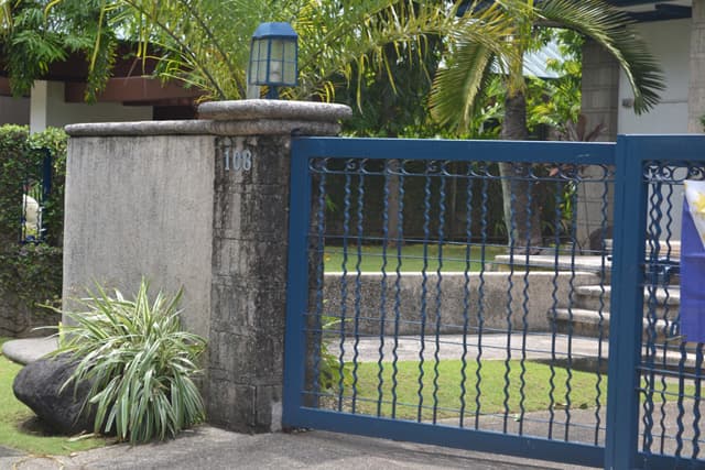 3 Bedroom house in Ayala Alabang - Ayala Alabang, Muntinlupa - photo 1