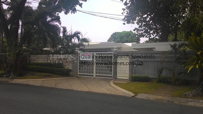 Private bungalow - Forbes Park, Makati - photo 1