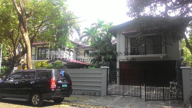 Renovated and spacious 2-storey - Dasmarinas Village, Makati - photo 1
