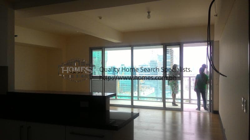 Splendidly located 2 bedroom Condominium at One Serendra - photo 4
