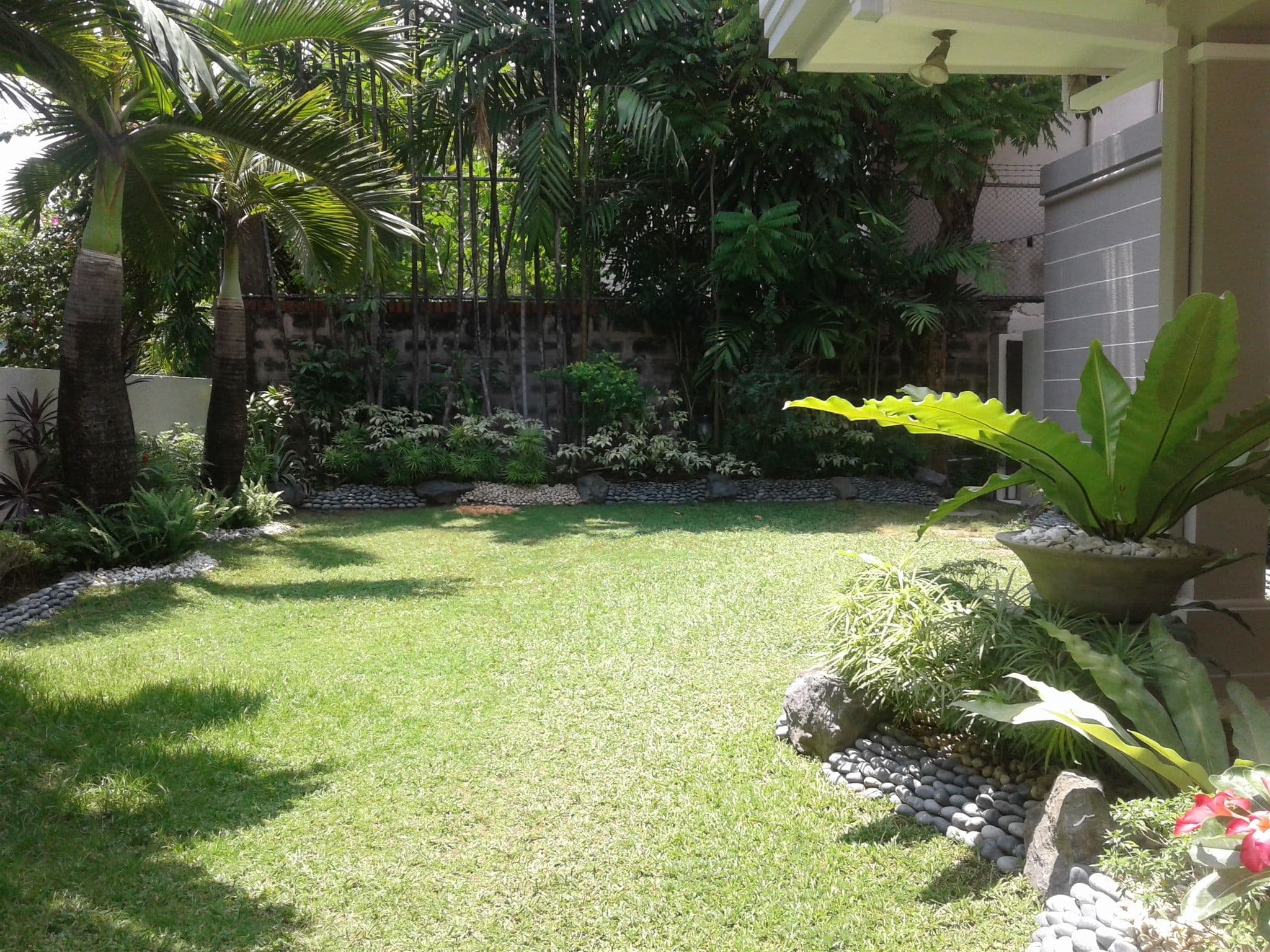 Elegant and homey 2 -storey - photo 4