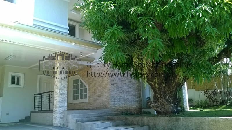 Contemporary and warm 2-storey - photo 2