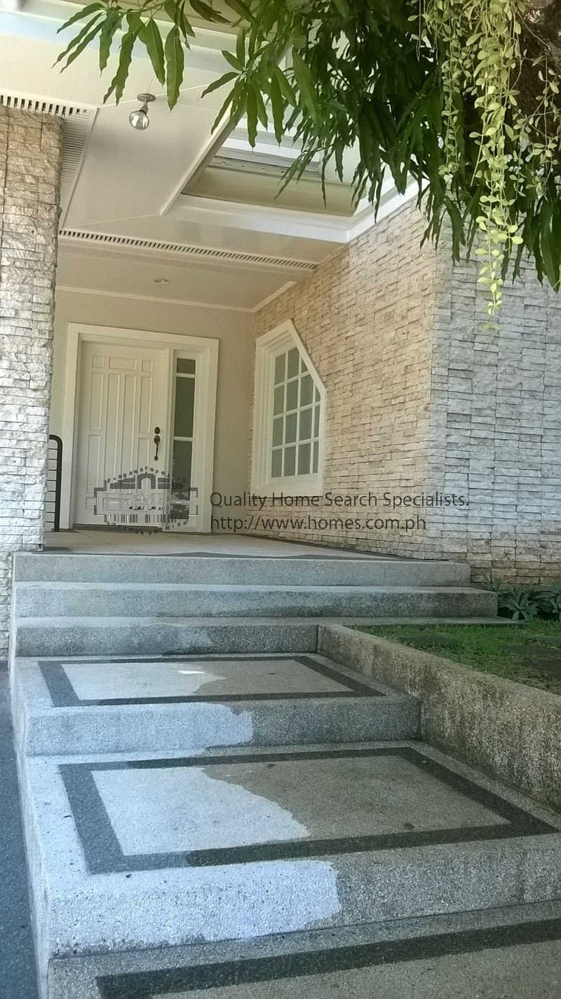 Contemporary and warm 2-storey - photo 3