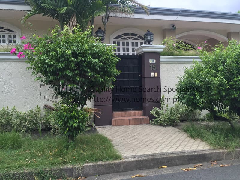 Clean and Colonial Bungalow - Bel Air, Makati - photo 1