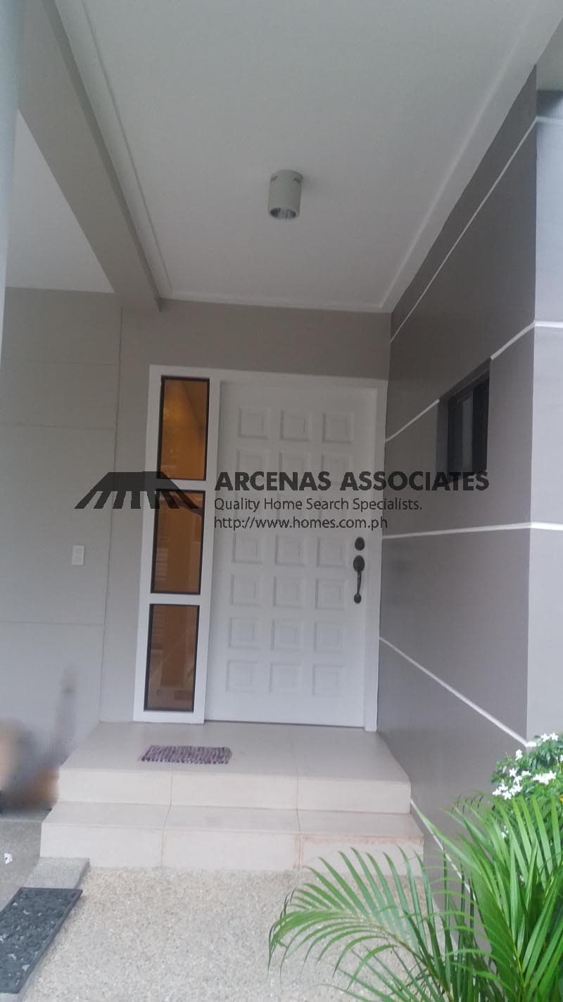 Renovated 2-storey home