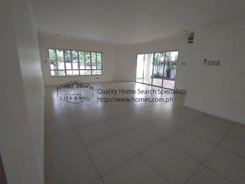 Centrally located bungalow