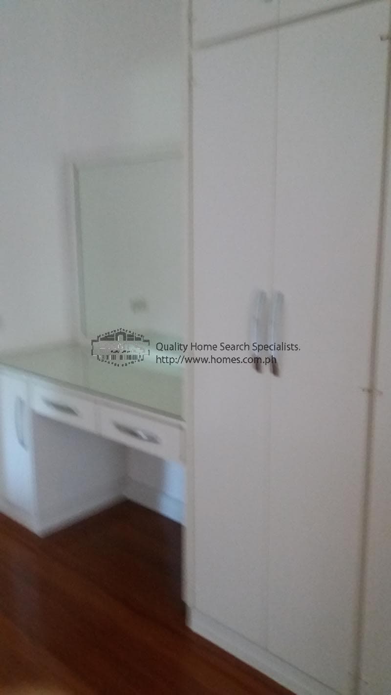 4 bedroom house for rent at Ayala Alabang - photo 3