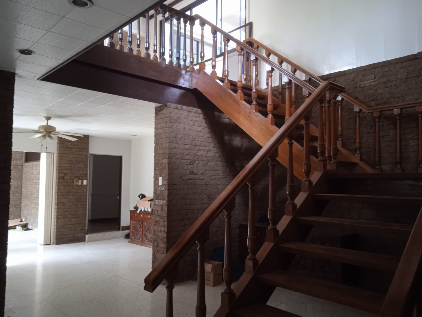 Nice standard 2-storey - photo 3
