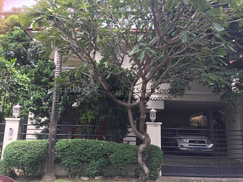 Well maintained 2-storey - San Lorenzo, Makati - photo 1