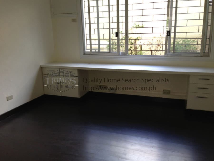 Bright and distinct 4-bedroom - photo 4