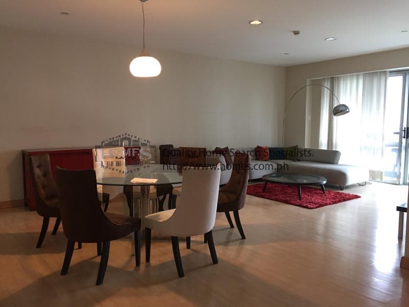 Spacious fully furnished 2-bedroom condominium at Regent Parkway - Bonifacio Global City, Taguig - photo 1
