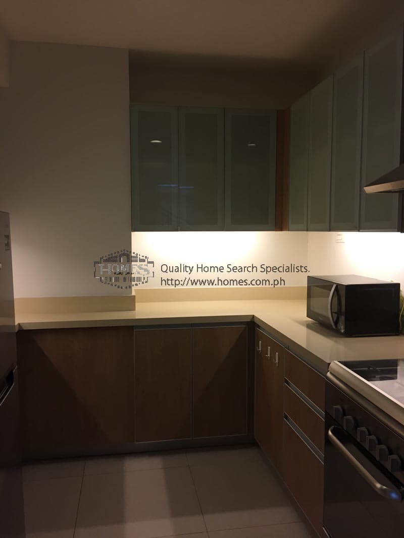 Modern fully furnished 2-bedroom condominium  at Arya Residences - photo 3