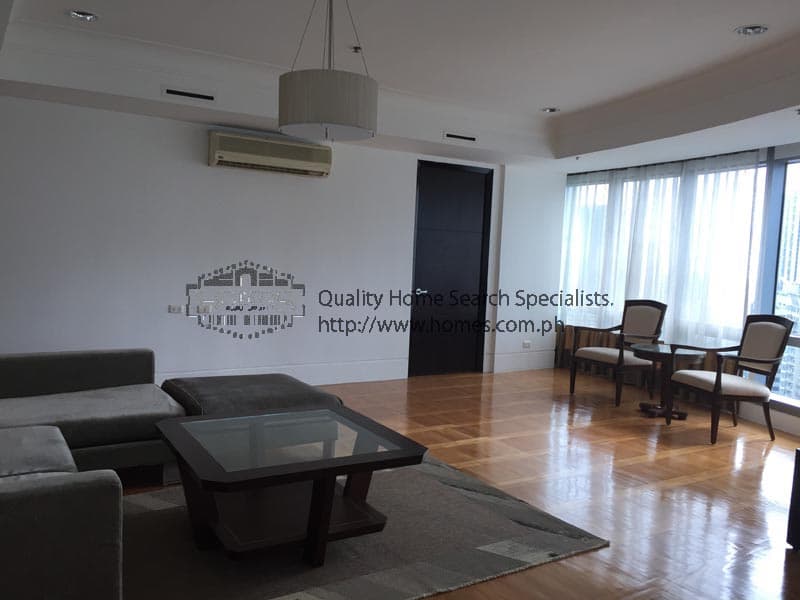 Semi-Furnished 3-bedroom - Bonifacio Global City, Taguig - photo 1