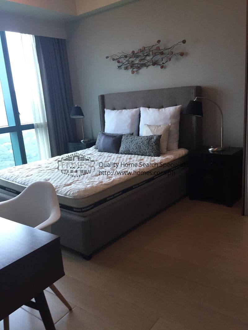 captivating fully furnished 2-bedroom - photo 3