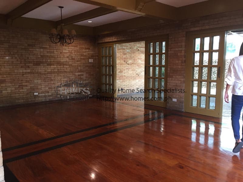 Bright and sophisticated duplex - San Lorenzo, Makati - photo 1