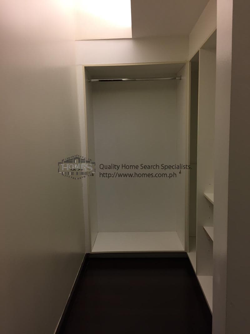 Spectacular and timeless 3-bedroom - photo 5