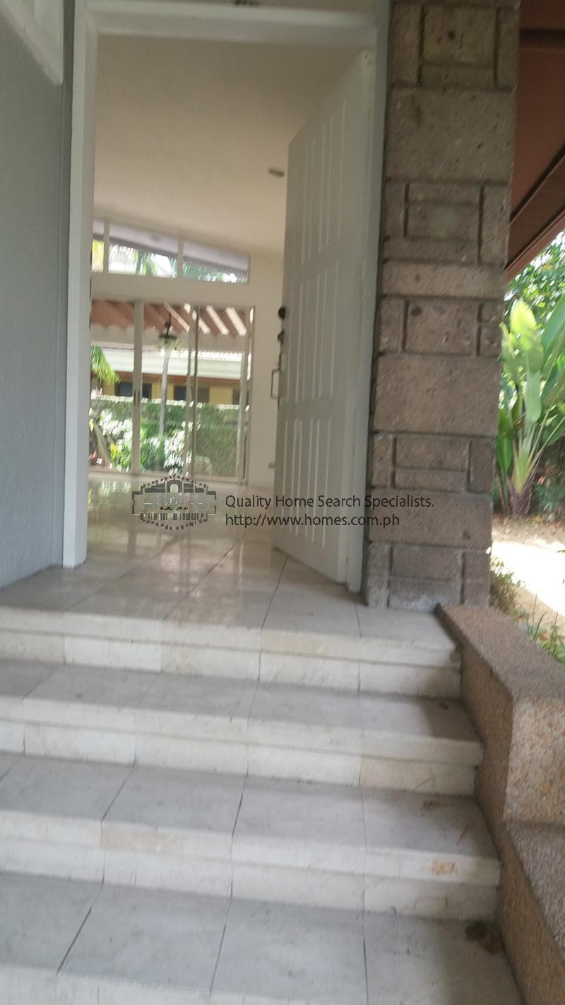 Spacious and airy bungalow - photo 3