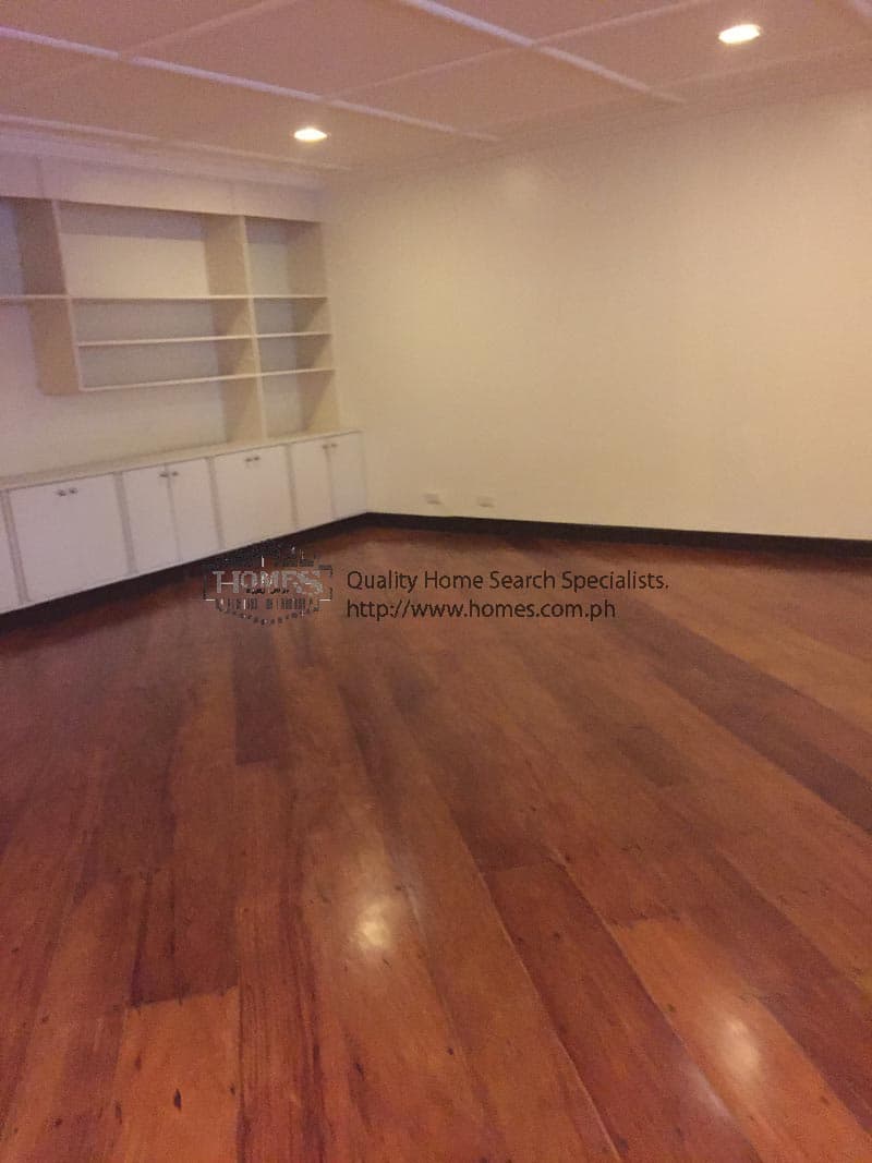 Open Spacious bungalow - photo 3