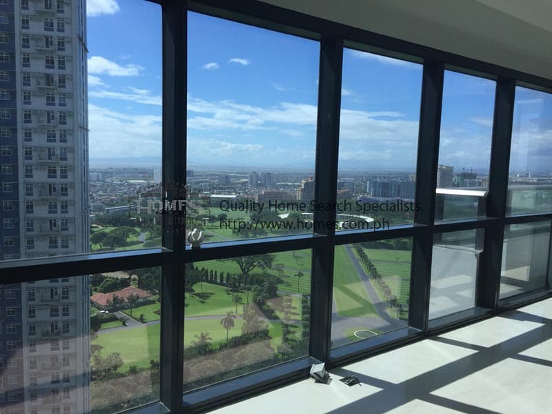 Bright and elegant 2-bedroom condominium - photo 2