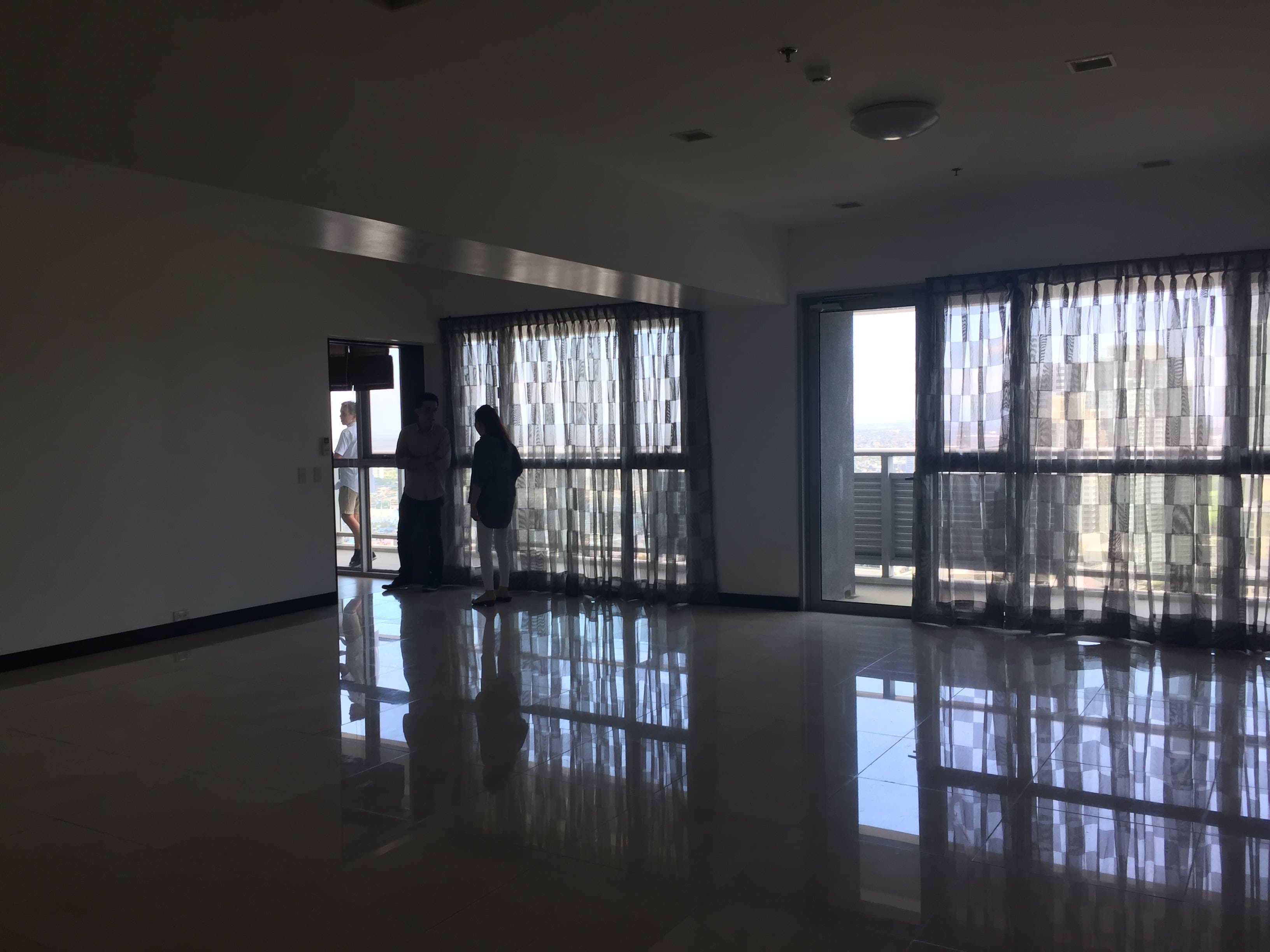 Neat and elegant 3-bedroom unit - Bonifacio Global City, Taguig - photo 1