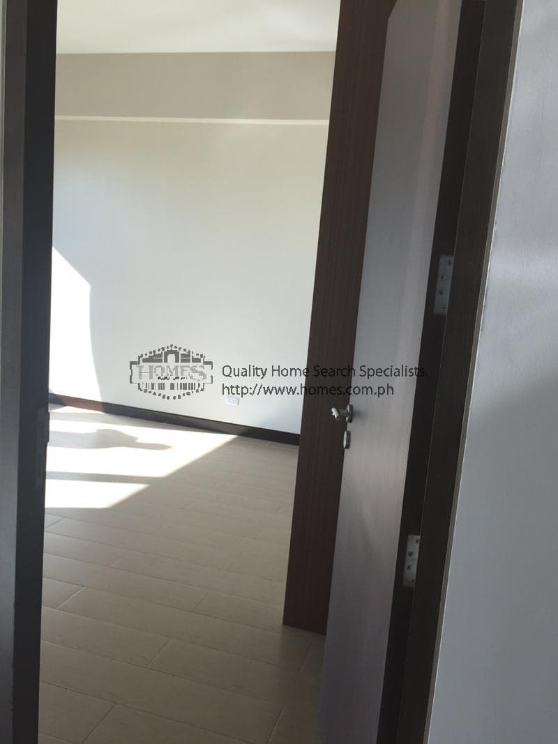 Nicely Priced 2-bedroom unit - photo 5