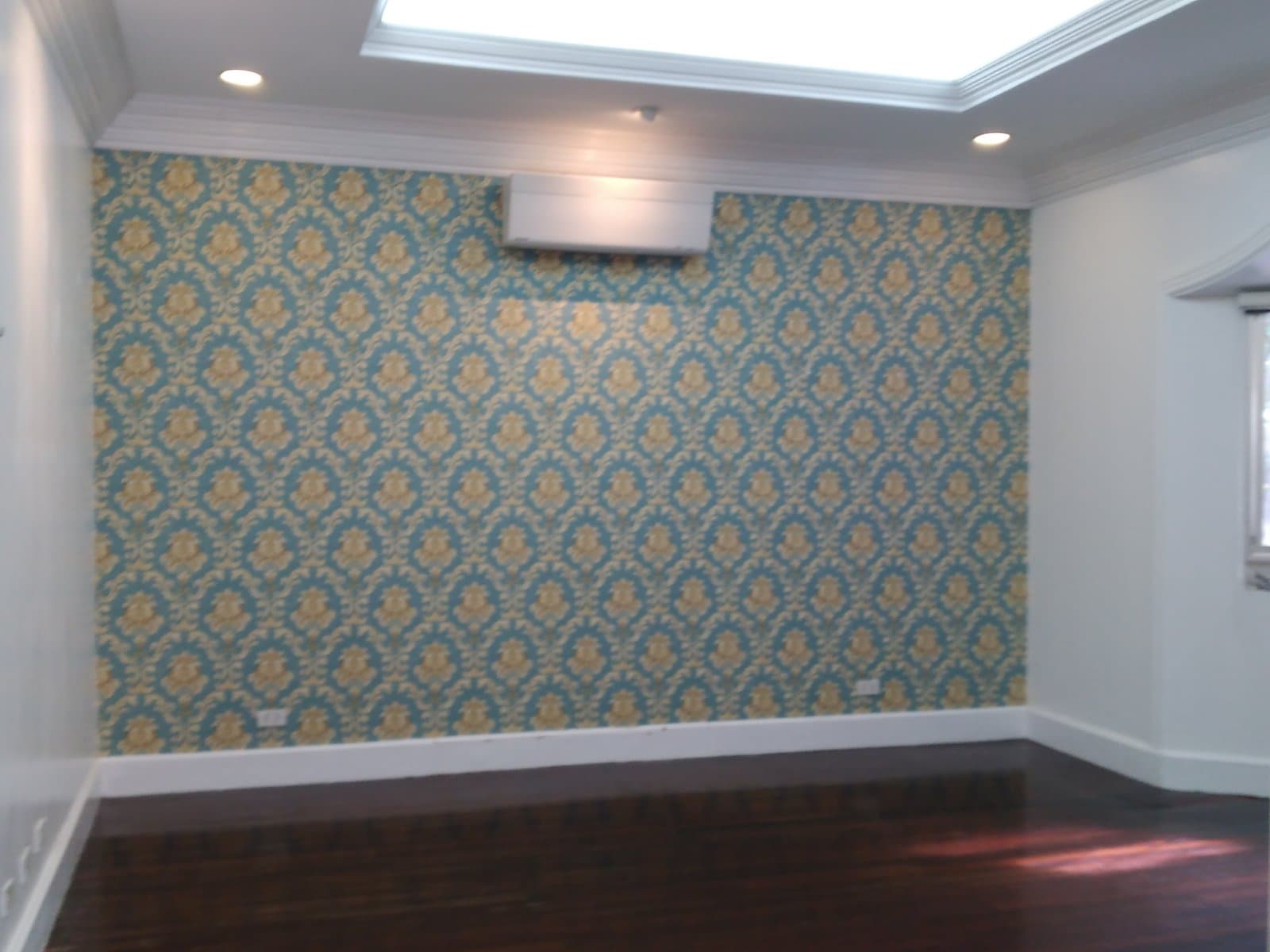 Renovated Colonial  2-storey - photo 5