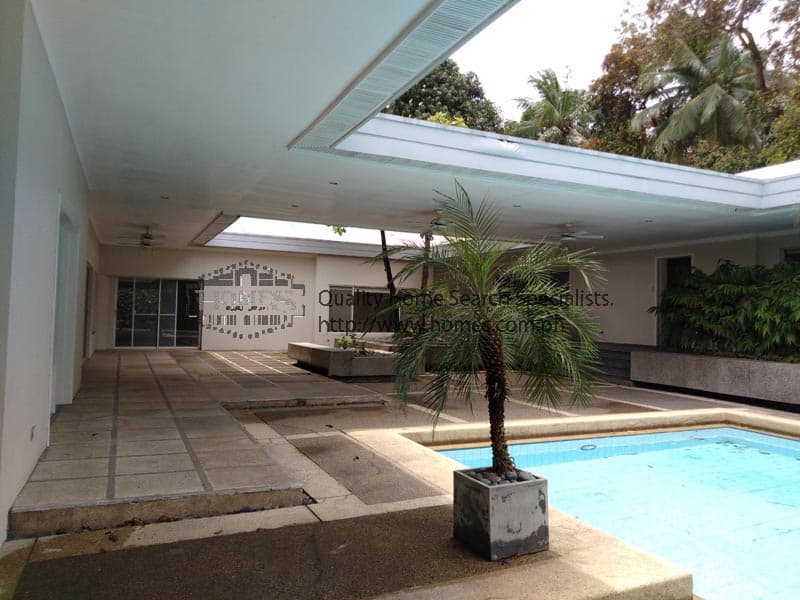Massive corner Bungalow - photo 4