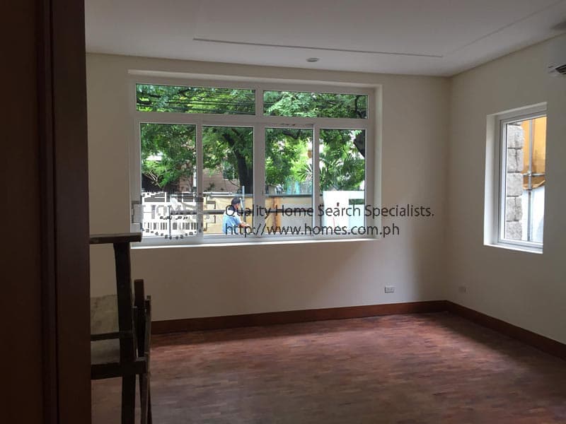 Fully restored 2 storey - photo 5