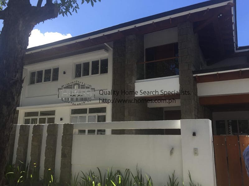 Fully restored 2 storey - Dasmarinas Village, Makati - photo 1
