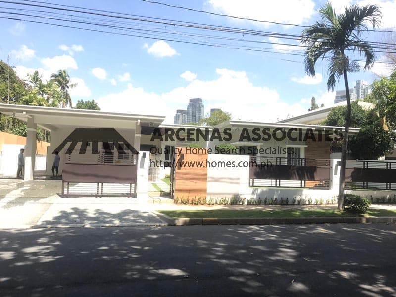 Gold Standard Modern Bungalow - Dasmarinas Village, Makati - photo 1