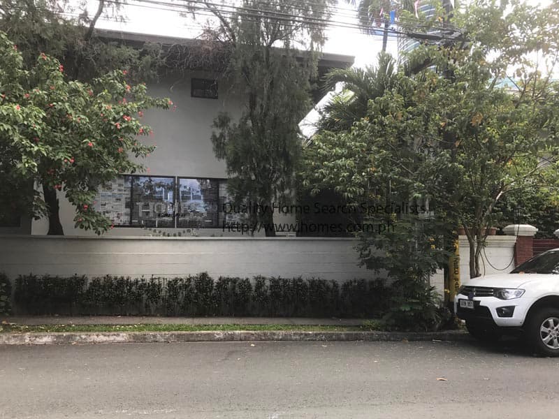 Extra Spacious Two Storey - Bel Air, Makati - photo 1